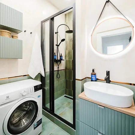 Days - Two Bedroom With Ac Next To National Theatre * Praag